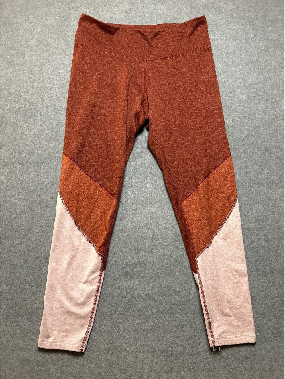 Old Navy Active Elevate Go-Dry Leggings XL Burgundy Colorblock Athletic